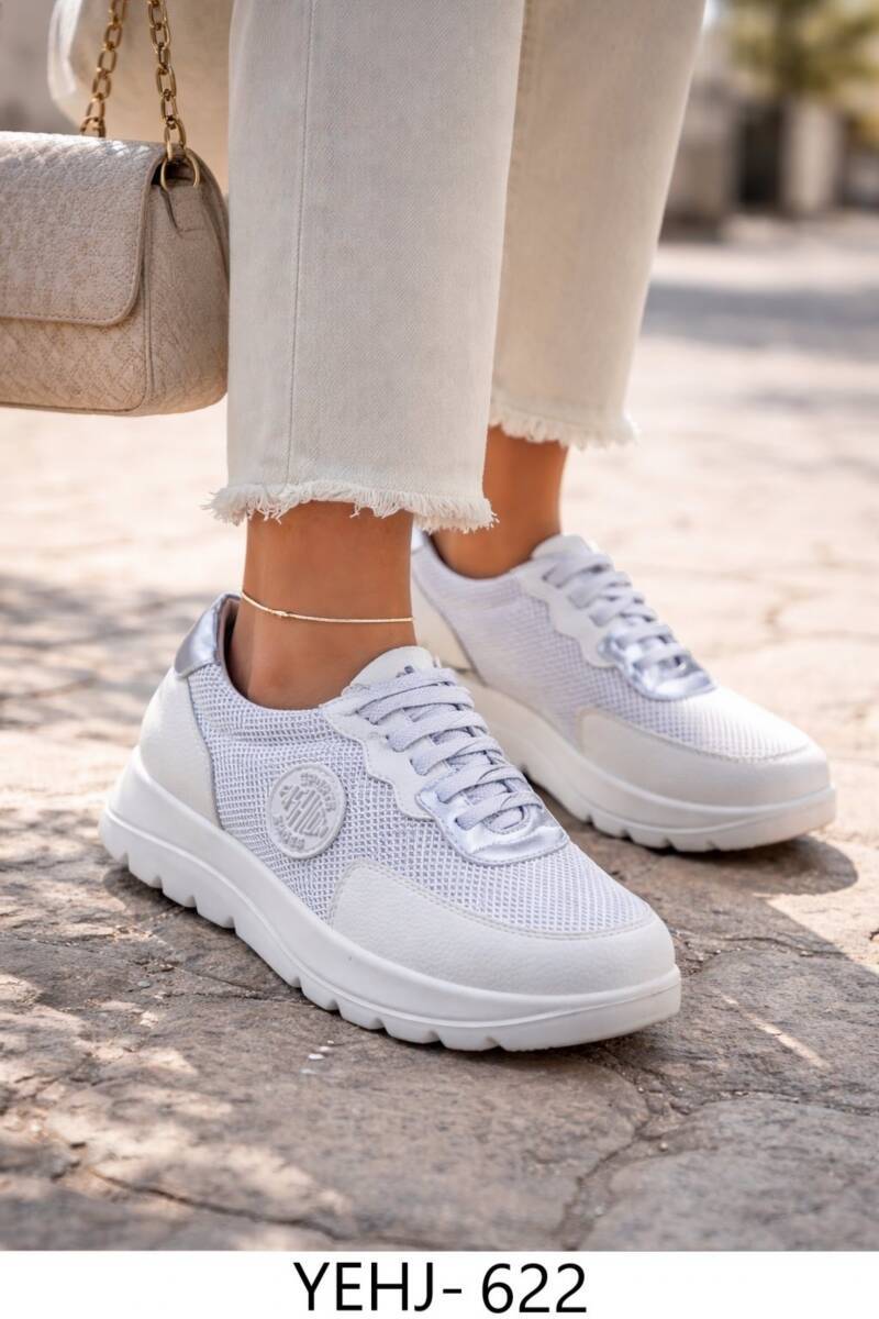 Buty sportowe damskie Roz 36-41 / 8 par